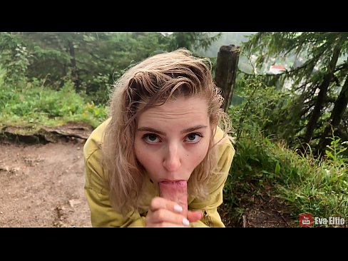 ❤️ Dívka polyká sperma po veřejném orálu - Eva Elfi ☑ Porno fb u nás ❤
